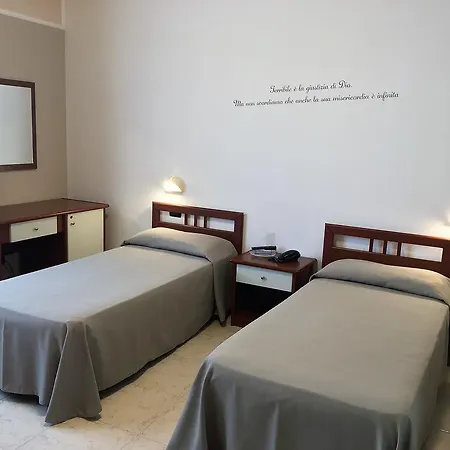 Hotel Euro San Giovanni Rotondo Esterno foto